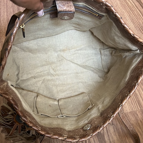 A54- 💯 % authentic Gucci shoulder bag - Picture 15 of 16